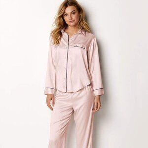 Victoria's Secret Pink Pajama Set